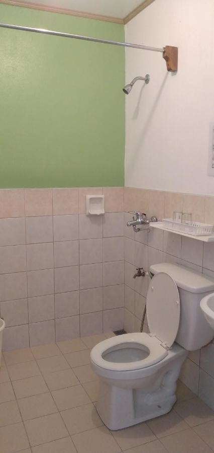 Barton Summer Homes Beach Resort And Cottages Palawan מראה חיצוני תמונה