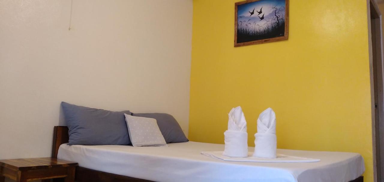 Barton Summer Homes Beach Resort And Cottages Palawan מראה חיצוני תמונה