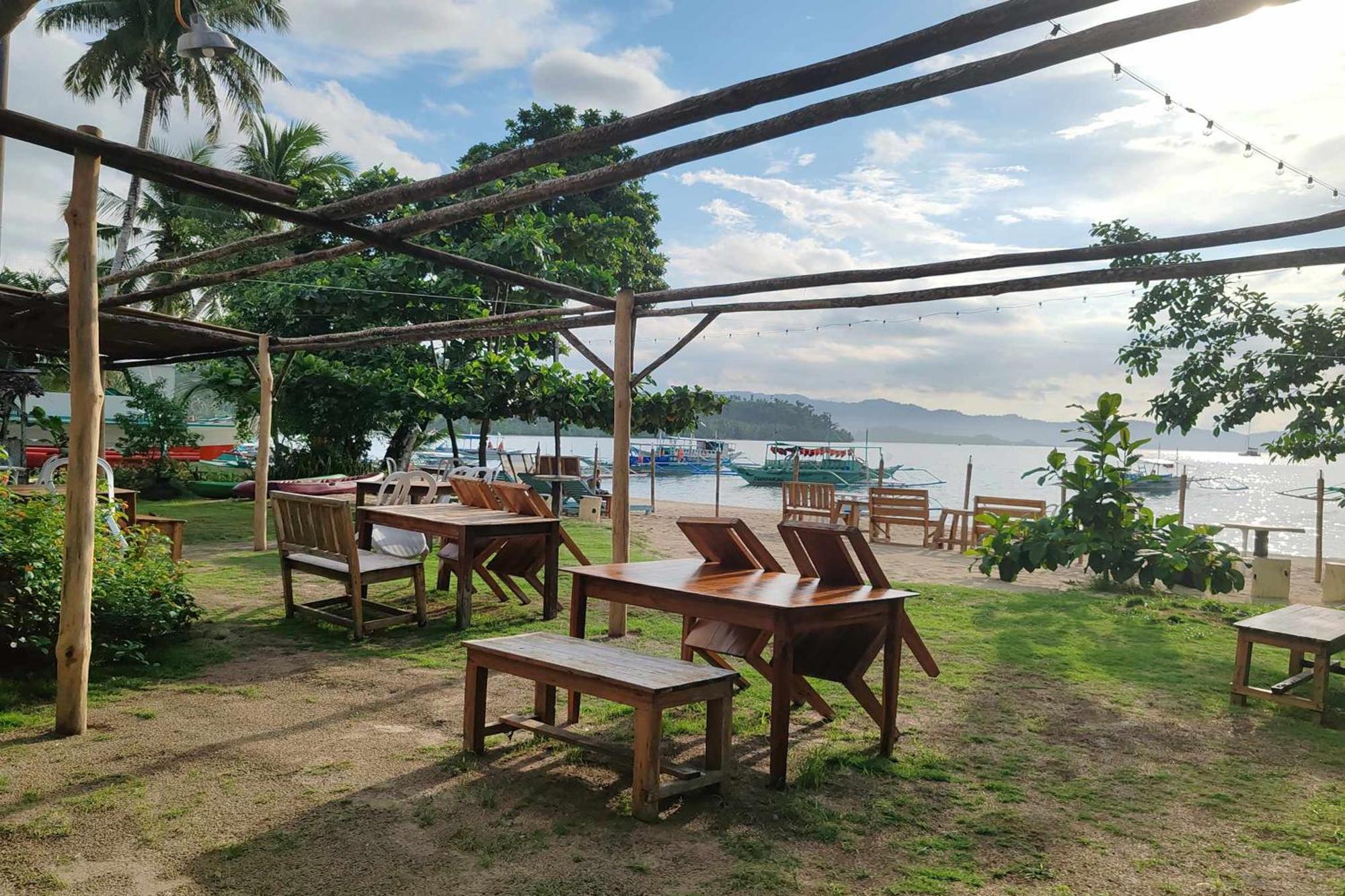 Barton Summer Homes Beach Resort And Cottages Palawan מראה חיצוני תמונה