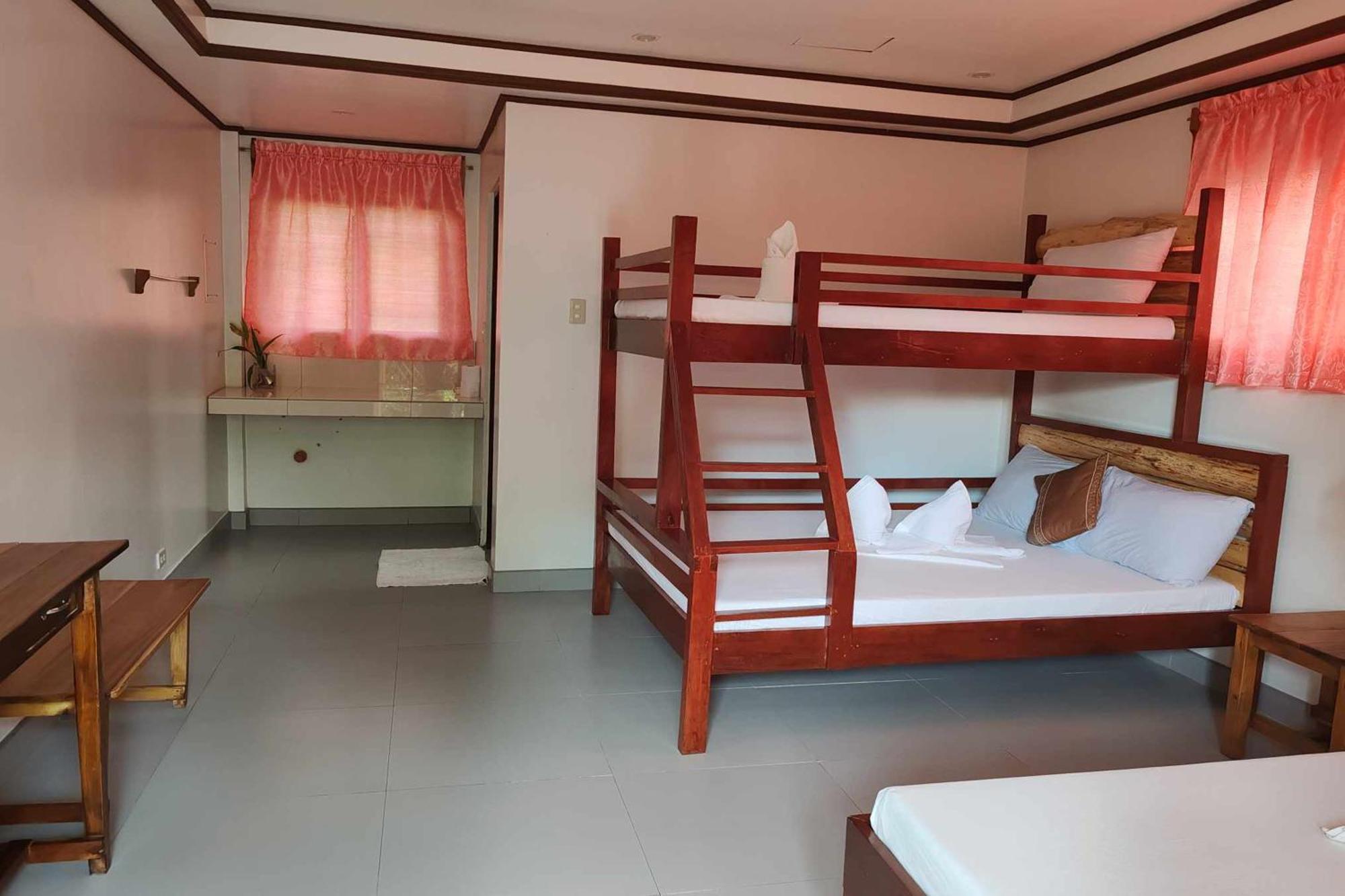 Barton Summer Homes Beach Resort And Cottages Palawan מראה חיצוני תמונה