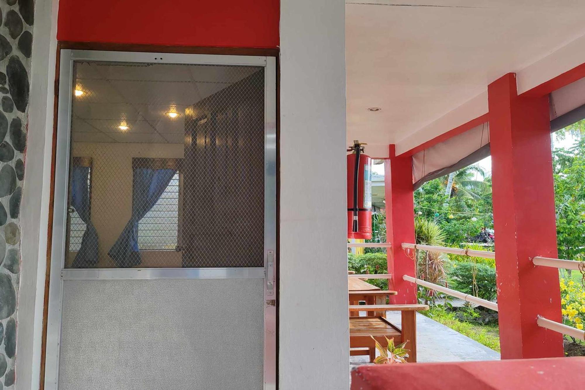 Barton Summer Homes Beach Resort And Cottages Palawan מראה חיצוני תמונה
