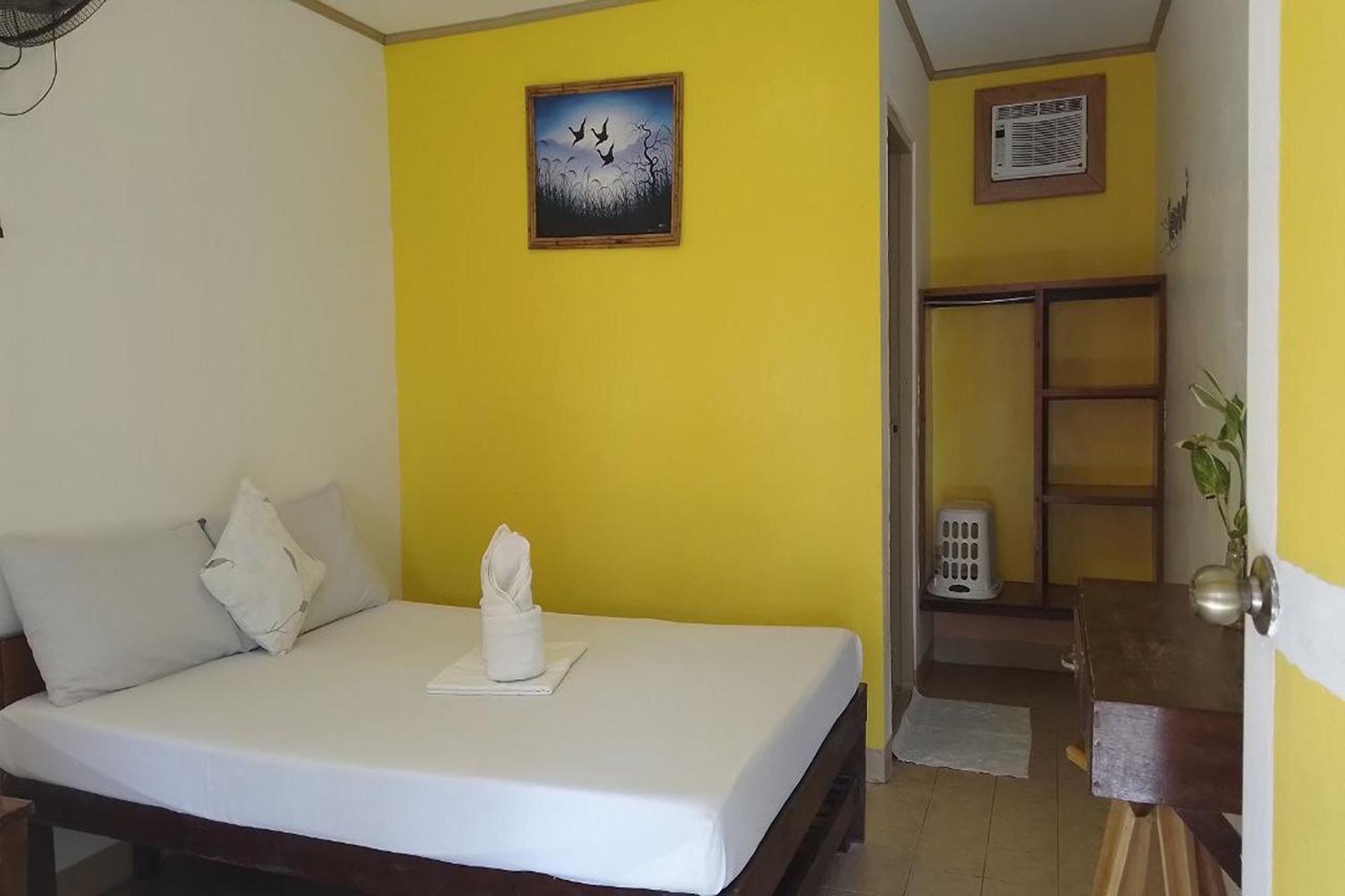 Barton Summer Homes Beach Resort And Cottages Palawan מראה חיצוני תמונה